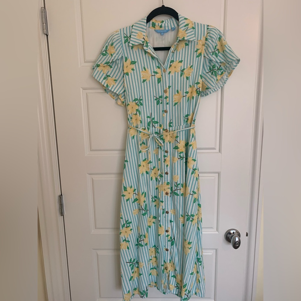 Draper James RSVP summer dress size small.  Never worn.